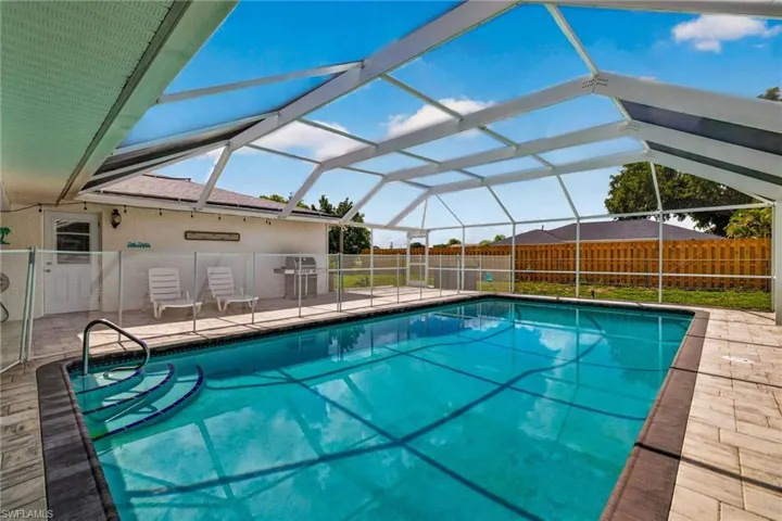 712 Se 32nd Ter, Cape Coral, Florida 33904