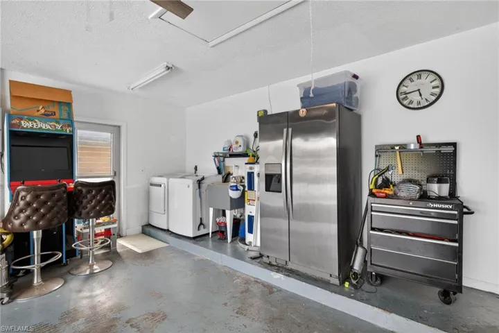 712 Se 32nd Ter, Cape Coral, Florida 33904