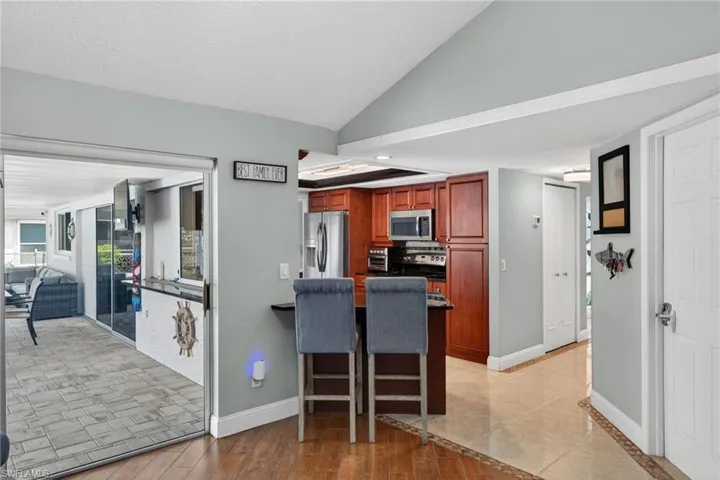 712 Se 32nd Ter, Cape Coral, Florida 33904