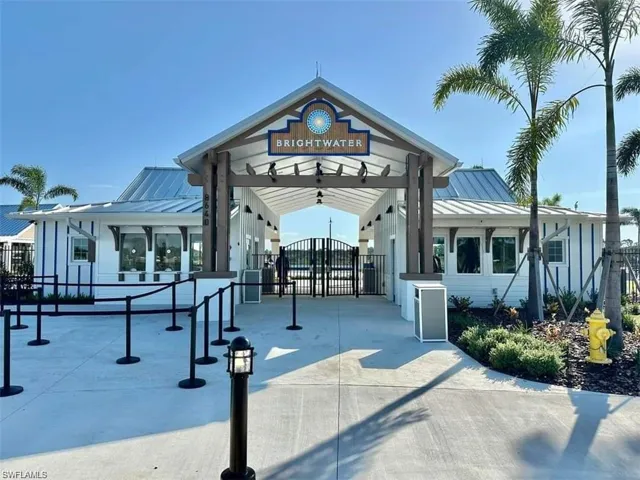 Sandy beaches, cabanas, food trucks and more