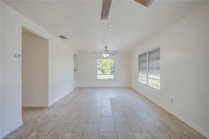 63 Tangelo Ct, Lehigh Acres, Florida 33936