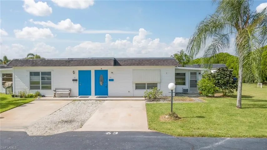 63 Tangelo Ct, Lehigh Acres, Florida 33936