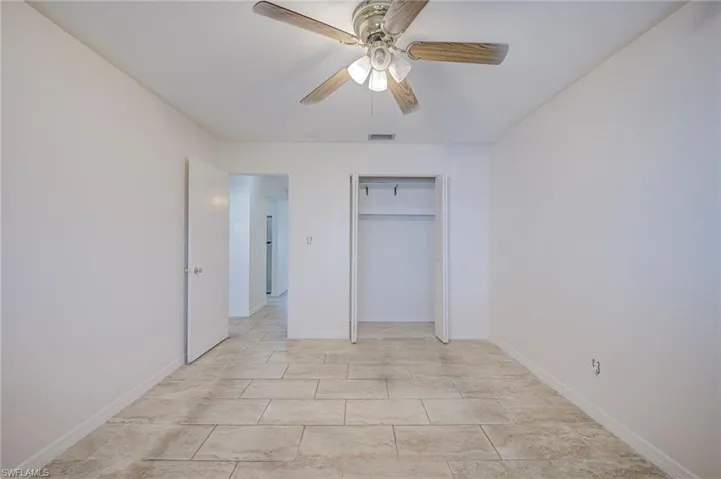 63 Tangelo Ct, Lehigh Acres, Florida 33936