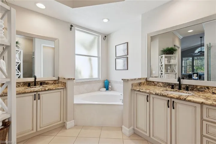 3878 Cotton Green Path Dr, Naples, Florida 34114