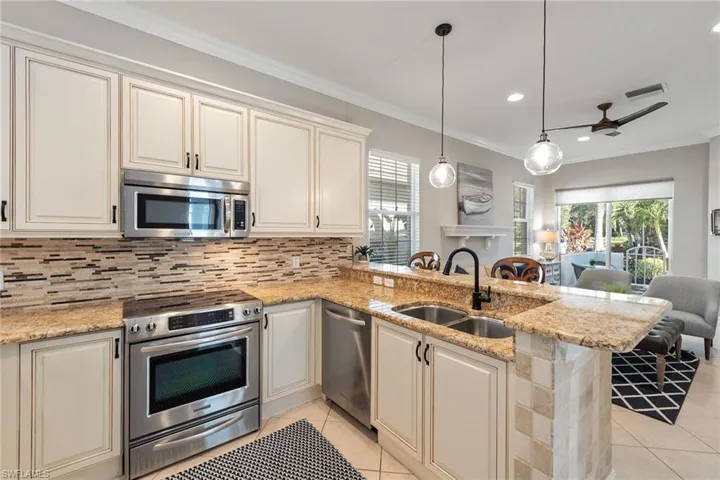3878 Cotton Green Path Dr, Naples, Florida 34114