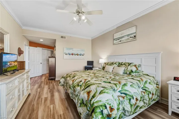 11040 Harbour Yacht Ct 102, Fort Myers, Florida 33908