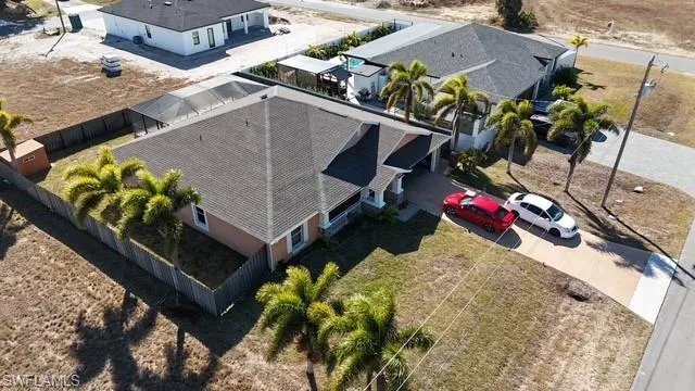 Aerial view of property and surrounding area
