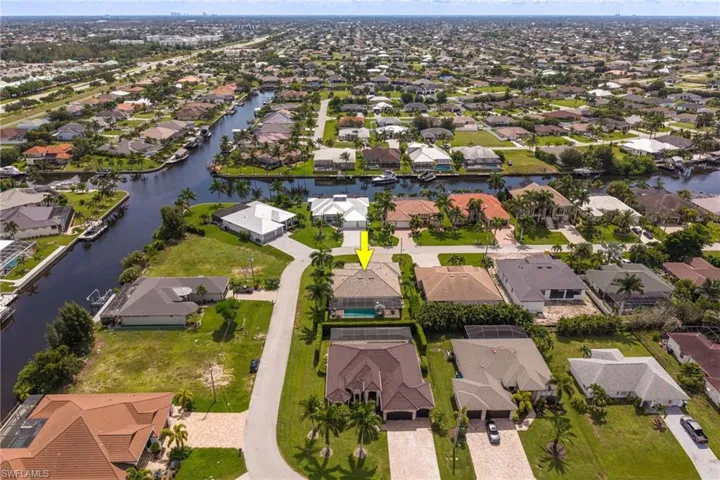 2522 Sw 27th Ave, Cape Coral, Florida 33914