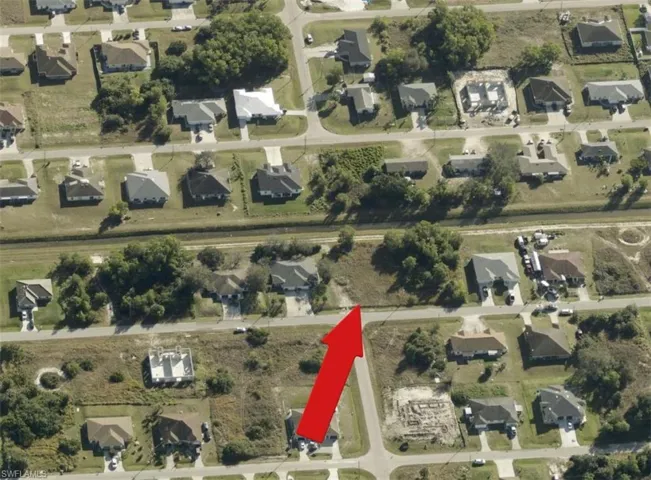 1101-1103  Hightower S AVE, Lehigh Acres, FL 33973