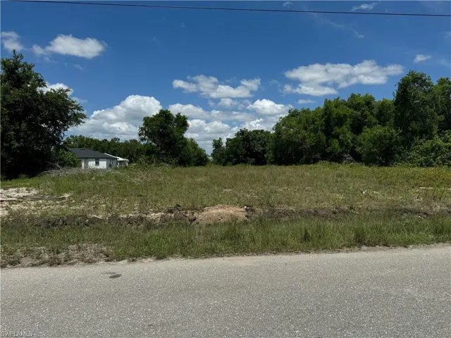 1101-1103  Hightower S AVE, Lehigh Acres, FL 33973