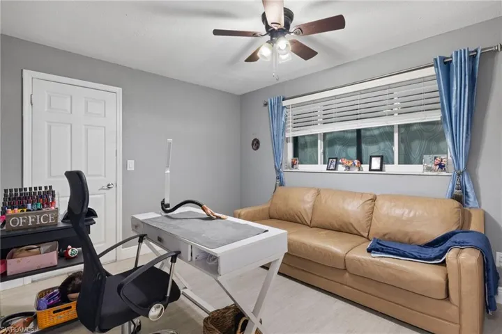 514 Ne 14th Ave, Cape Coral Fl 33909