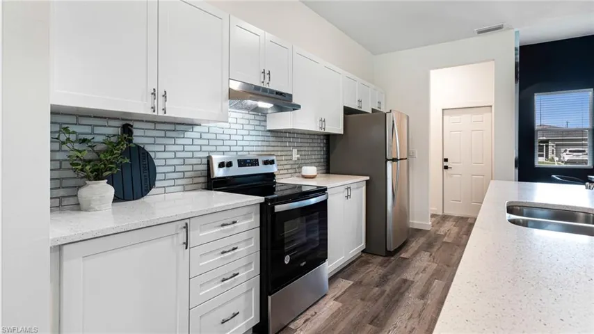417 NW 3rd LN, CAPE CORAL FL 33993