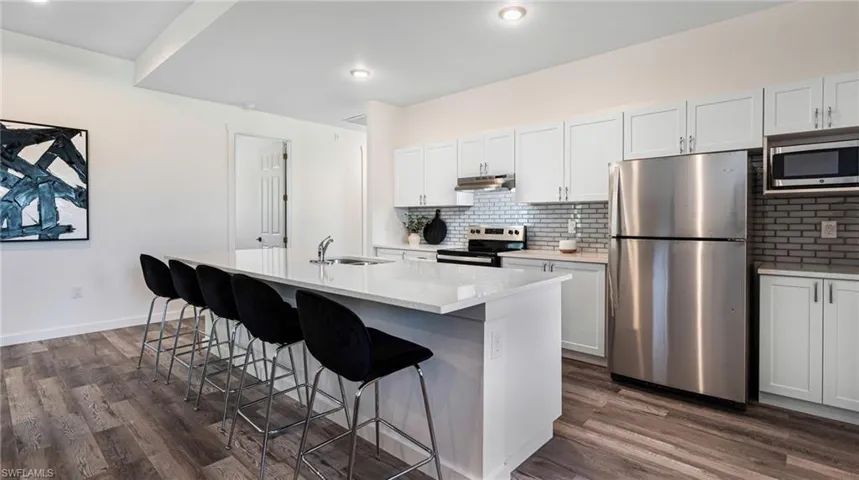 417 NW 3rd LN, CAPE CORAL FL 33993