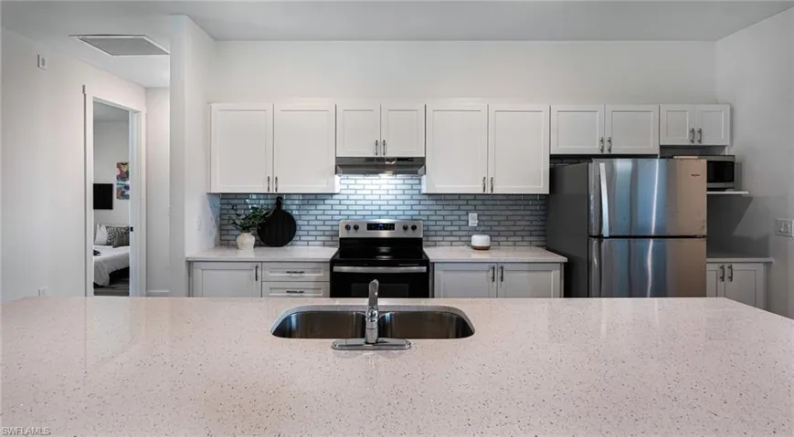 417 NW 3rd LN, CAPE CORAL FL 33993