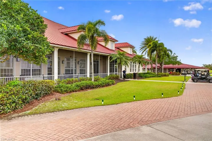 Clubhouse and Caloosa Grill