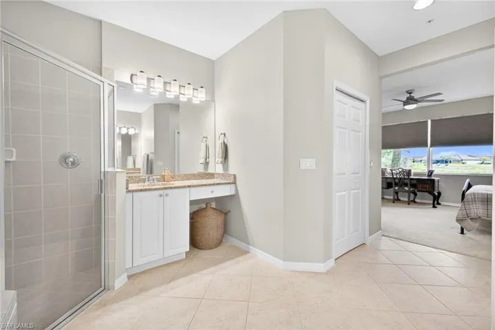 16521 Goldenrod Ln 102, Alva, Florida 33920