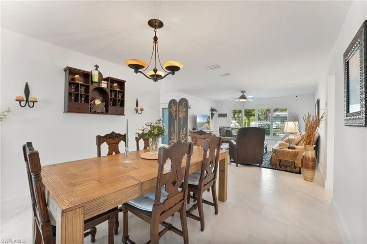 9 Fairview Blvd, Fort Myers Beach, Florida 33931