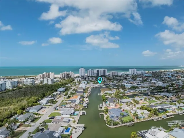 9 Fairview Blvd, Fort Myers Beach, Florida 33931