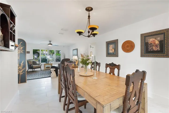 9 Fairview Blvd, Fort Myers Beach, Florida 33931