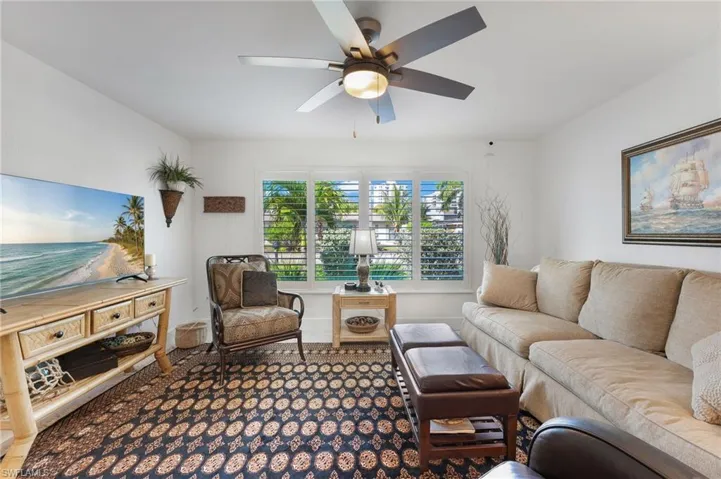 9 Fairview Blvd, Fort Myers Beach, Florida 33931