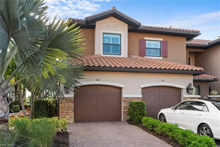 9642  Montelanico  LOOP, Naples, FL 34119