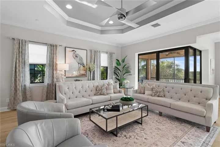 9642  Montelanico  LOOP, Naples, FL 34119