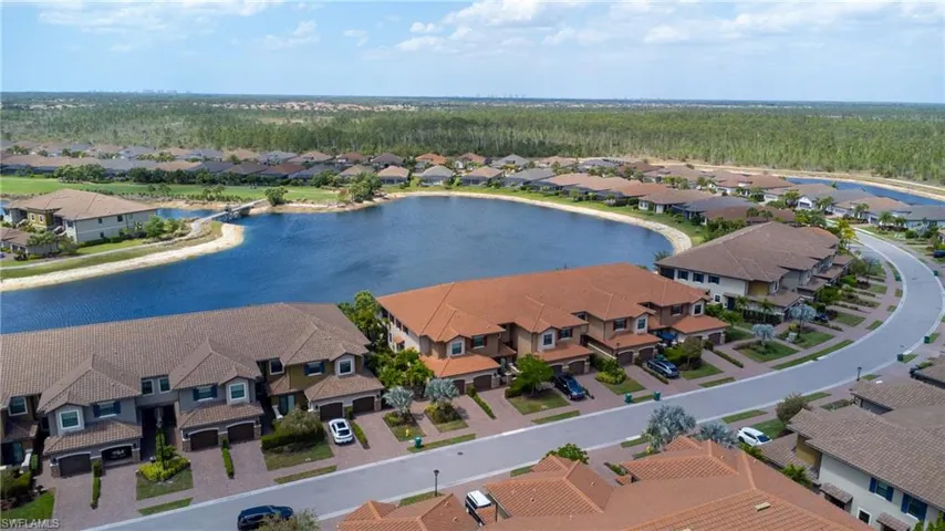 9642  Montelanico  LOOP, Naples, FL 34119