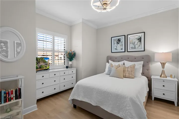 9642  Montelanico  LOOP, Naples, FL 34119
