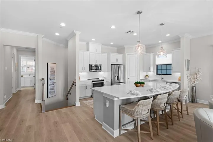 9642  Montelanico  LOOP, Naples, FL 34119