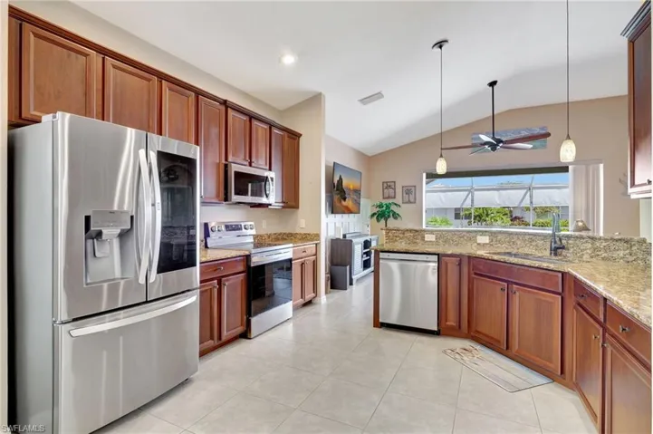 2633  Brightside  CT, Cape Coral, FL 33991