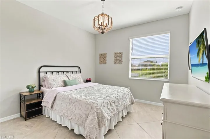2114 Hamlin St, Naples, Florida 34120