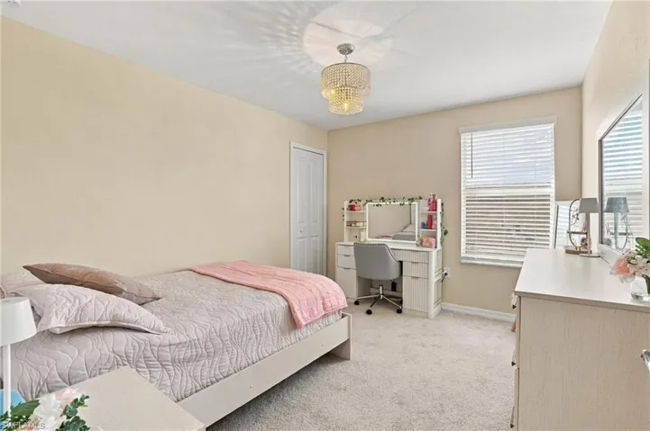 2114 Hamlin St, Naples, Florida 34120