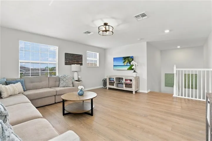 2114 Hamlin St, Naples, Florida 34120