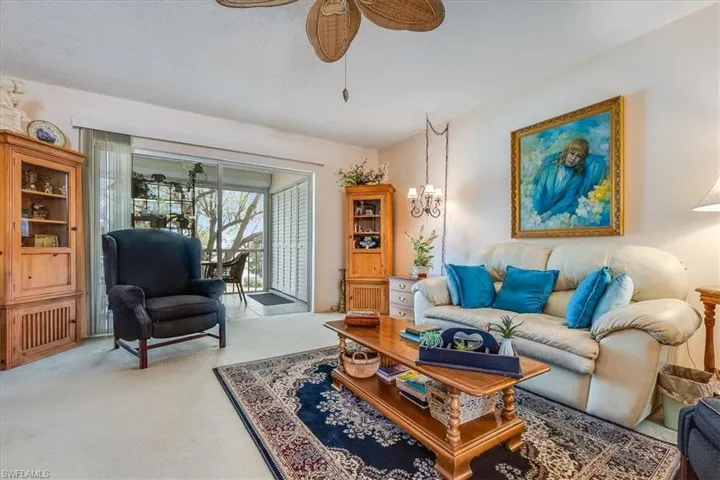5451 Rattlesnake Hammock RD # 207D, NAPLES FL 34113