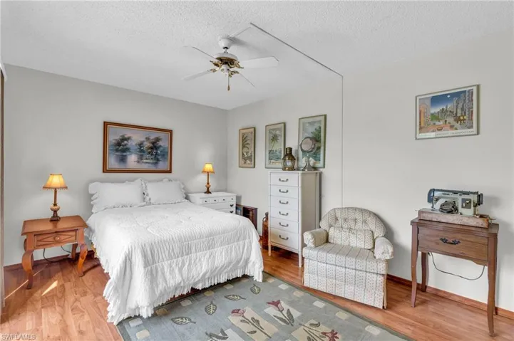 5202  Cedarbend  DR, Fort Myers, FL 33919