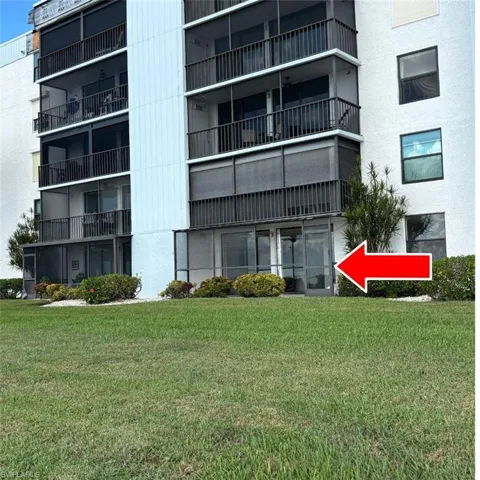 3490 N Key  DR, North Fort Myers, FL 33903