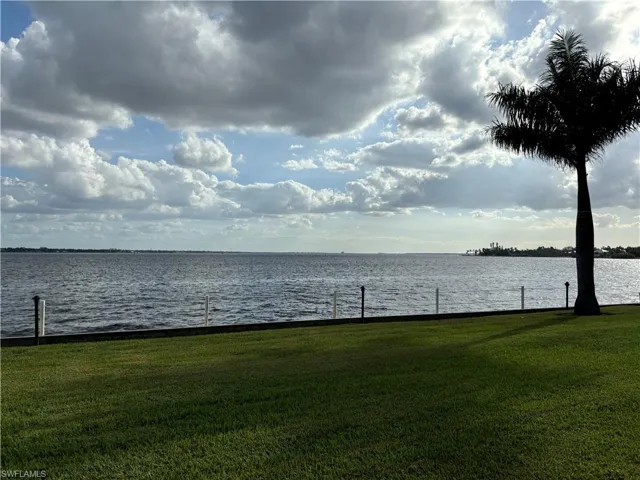 3490 N Key  DR, North Fort Myers, FL 33903