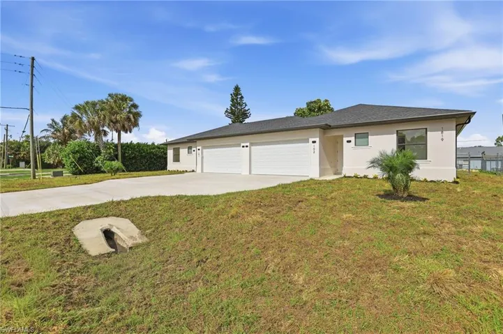 1819 Sunshine Blvd, Naples, Florida 34116