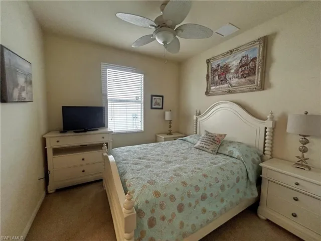 2571 Laurentina Ln, Cape Coral, Florida 33909