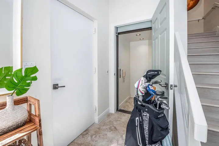 Private Elevator
