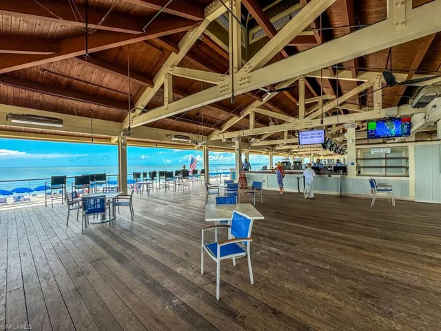 Pelican Bay Beach Restaurant