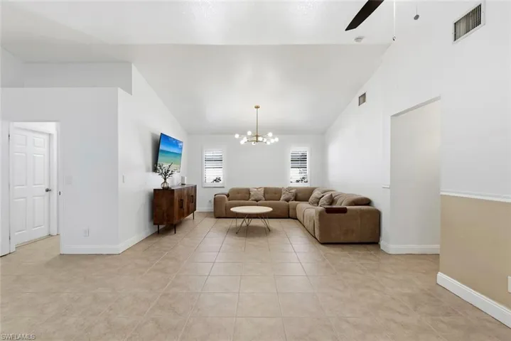 1619 Sw 43rd Ln, Cape Coral, Florida 33914