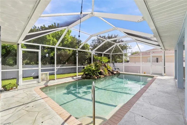 1619 Sw 43rd Ln, Cape Coral, Florida 33914