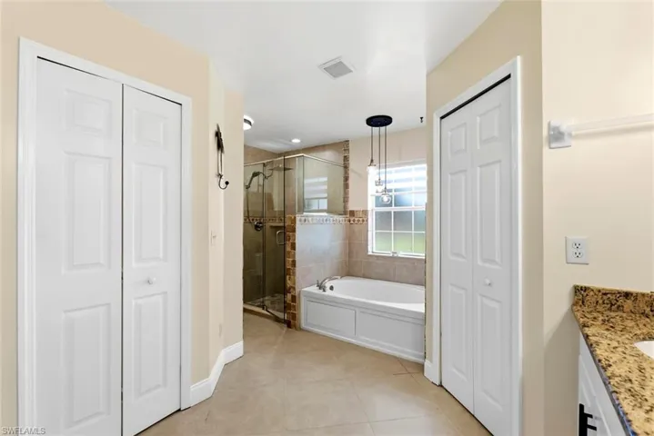 1619 Sw 43rd Ln, Cape Coral, Florida 33914
