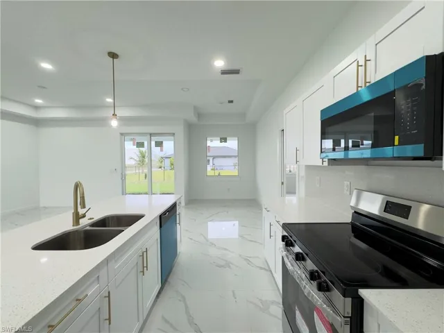 1119 NW 22nd  ST, Cape Coral, FL 33993