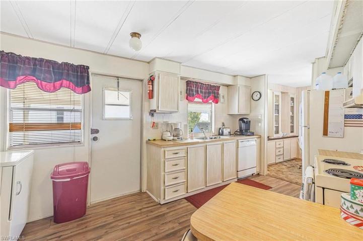 8 Muleshoe TRL, NAPLES FL 34113