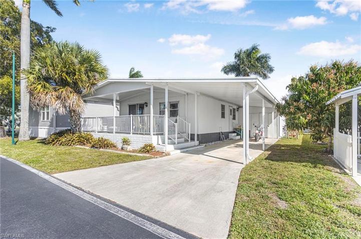 8 Muleshoe TRL, NAPLES FL 34113