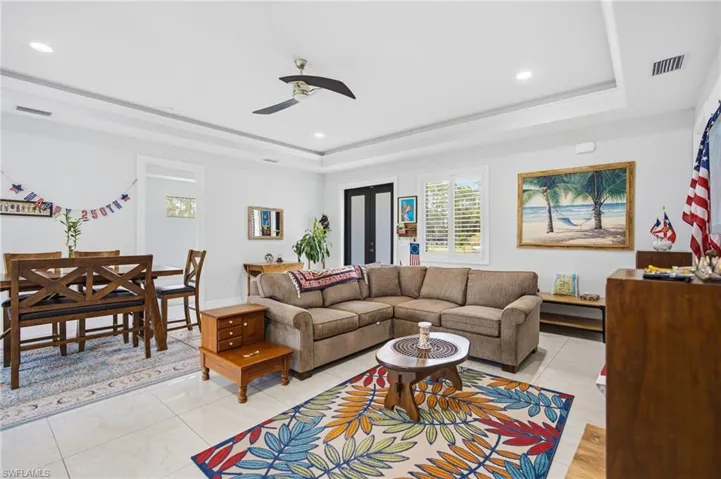 255 Everglades Blvd S, Naples, Florida 34117