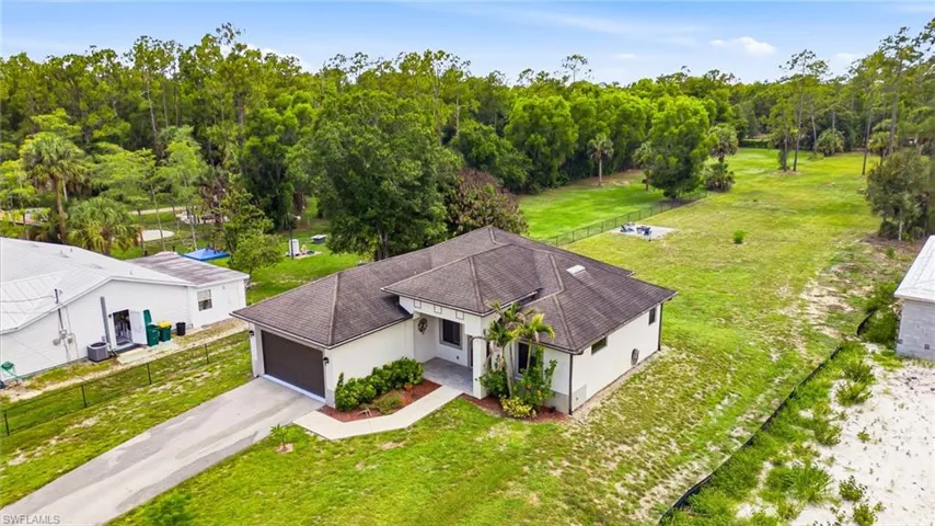 255 Everglades Blvd S, Naples, Florida 34117