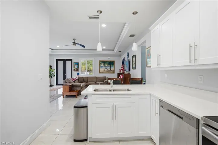 255 Everglades Blvd S, Naples, Florida 34117